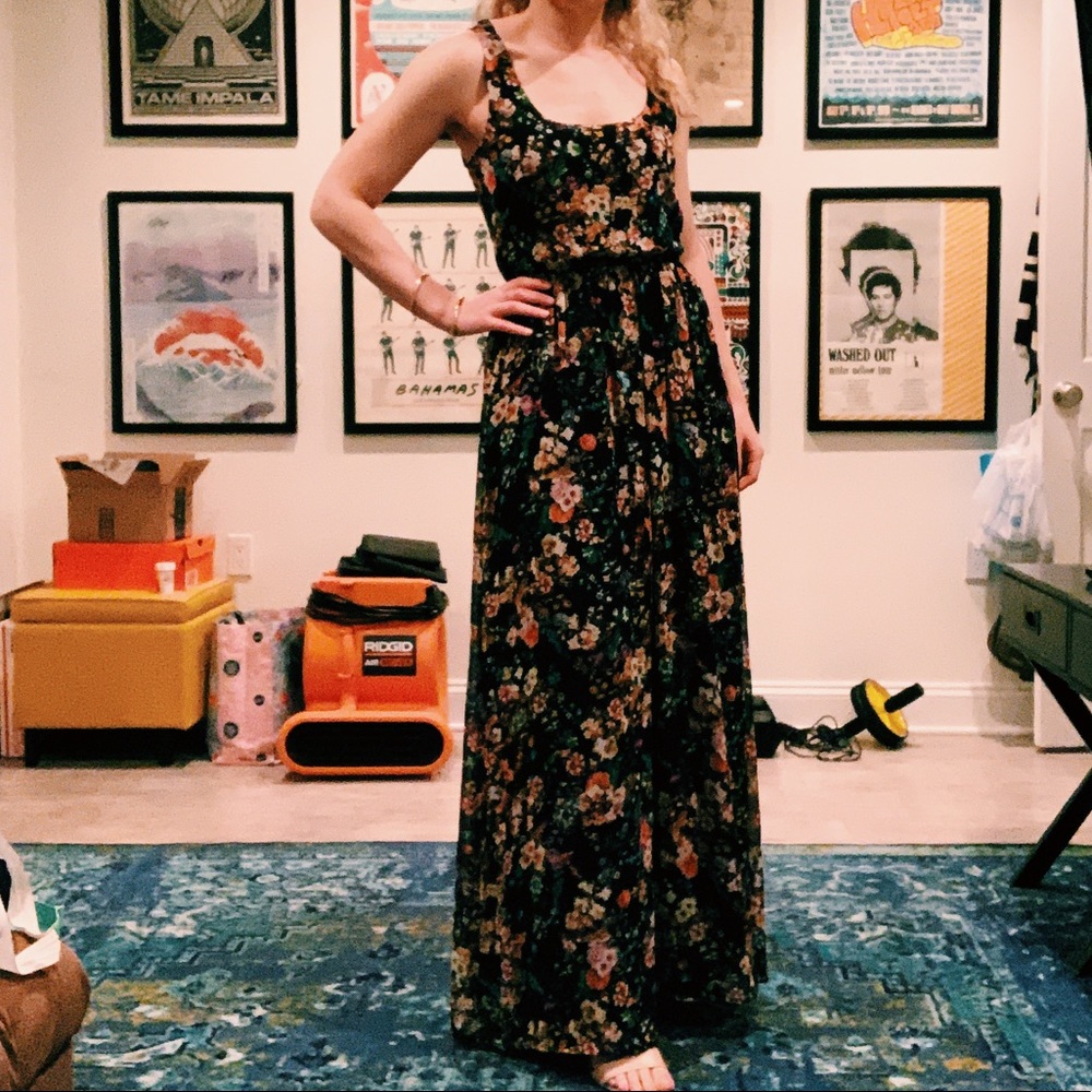 Pull & Bear floral maxi dress - Picture 2 of 8